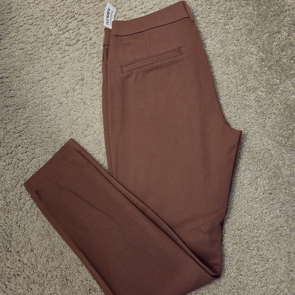 Old Navy High Rise Pixie Pants